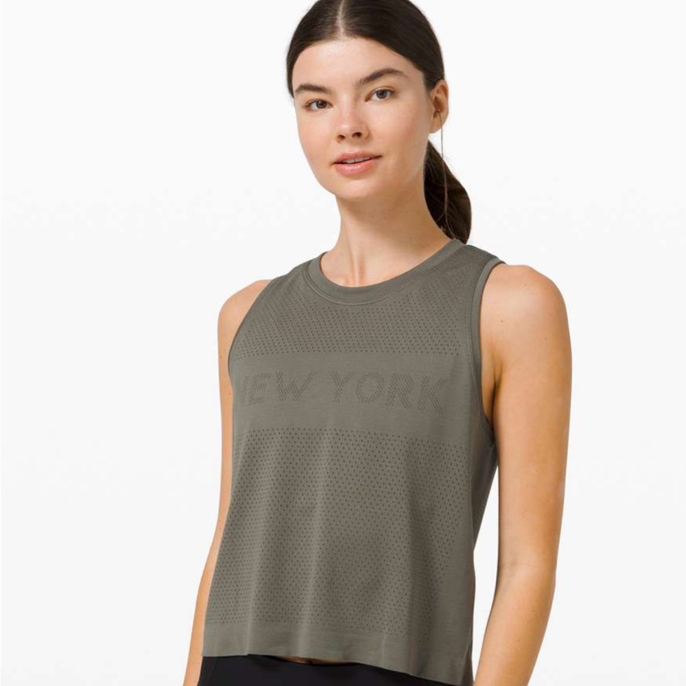 Lululemon Swiftly Breathe Crop Tank New York / Sage Grey